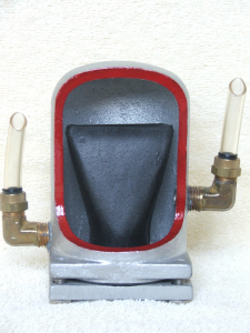 Duckbill sampler head cutaway